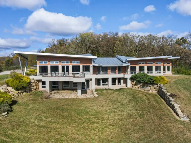 $2,500,000 | 8680 Messerschmidt Road, Verona, WI 53593