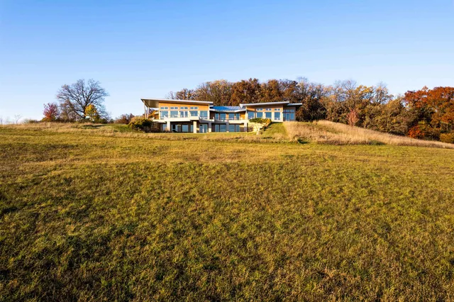$2,500,000 | 8680 Messerschmidt Road, Verona, WI 53593