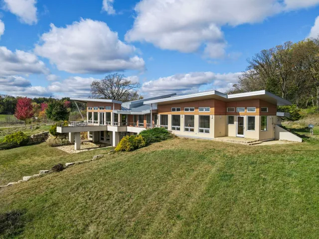 $2,500,000 | 8680 Messerschmidt Road, Verona, WI 53593