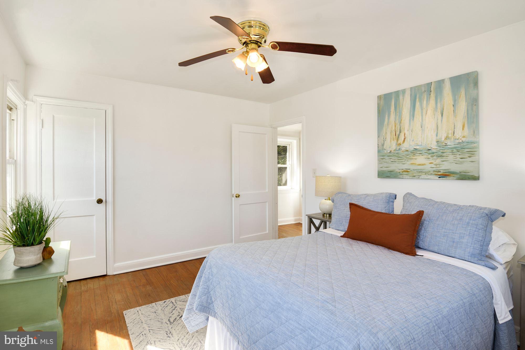706 Devonshire Road Baltimore, MD 21229 - Photo 17 of 32 Bedroom 1