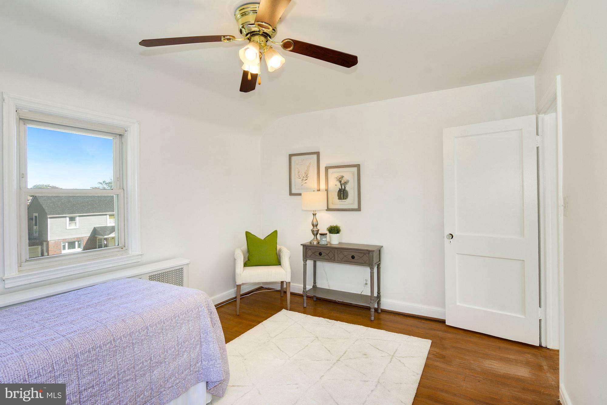 706 Devonshire Road Baltimore, MD 21229 - Photo 19 of 32 Bedroom 2