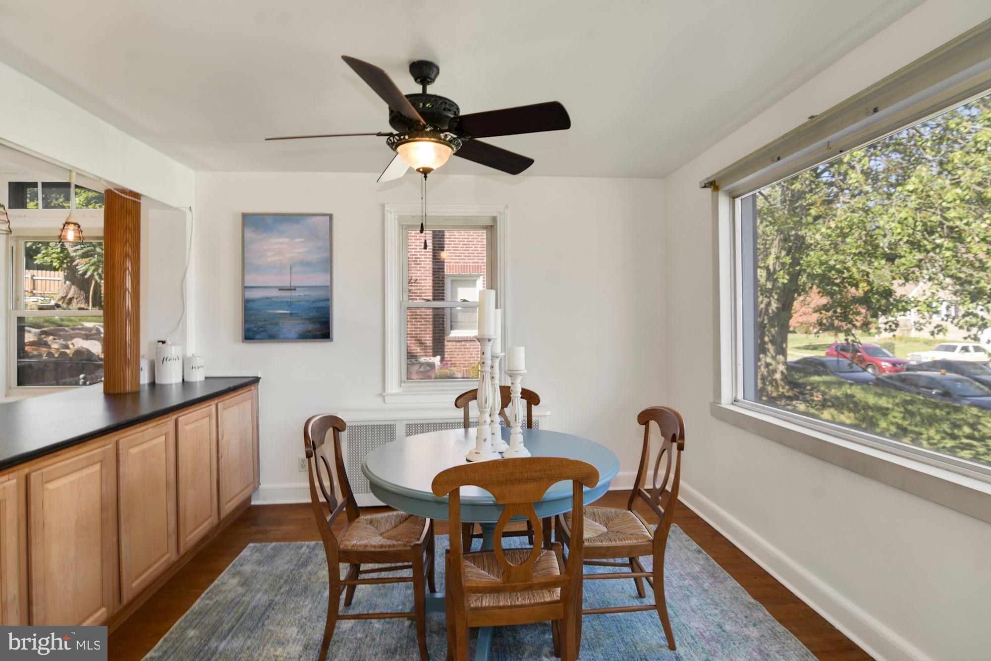 706 Devonshire Road Baltimore, MD 21229 - Photo 8 of 32 Dining room with picture window