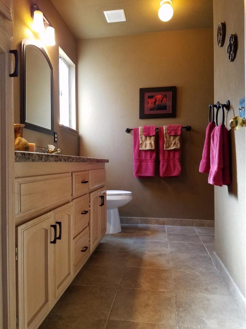 1605 Reyes Lane Tracy, CA 95376 - Photo 17 of 22