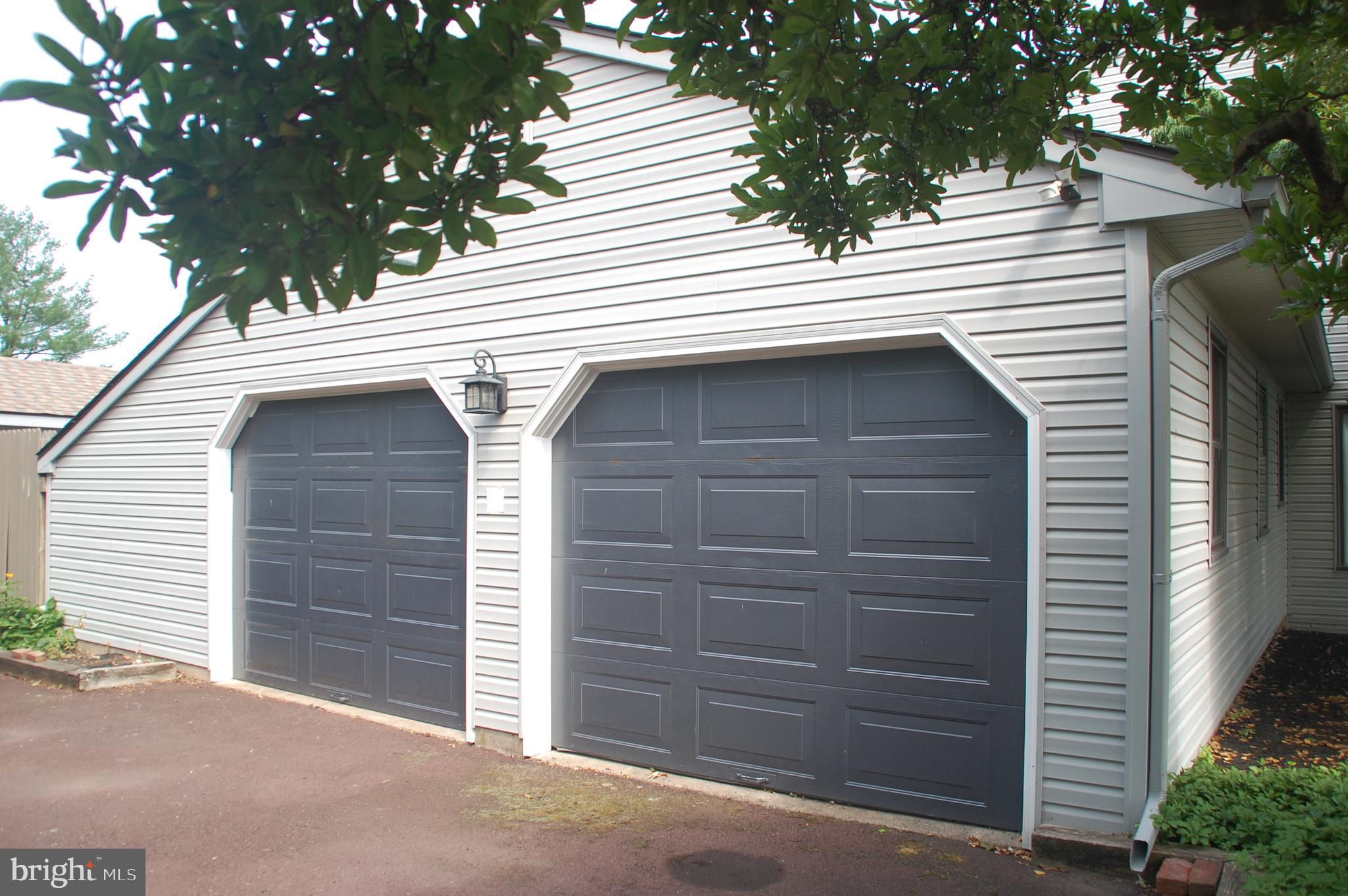 697 Godshall Road Telford, PA 18969 - Photo 54 of 59 The 2.5 car garage measures 30' x 21'6" (interior)