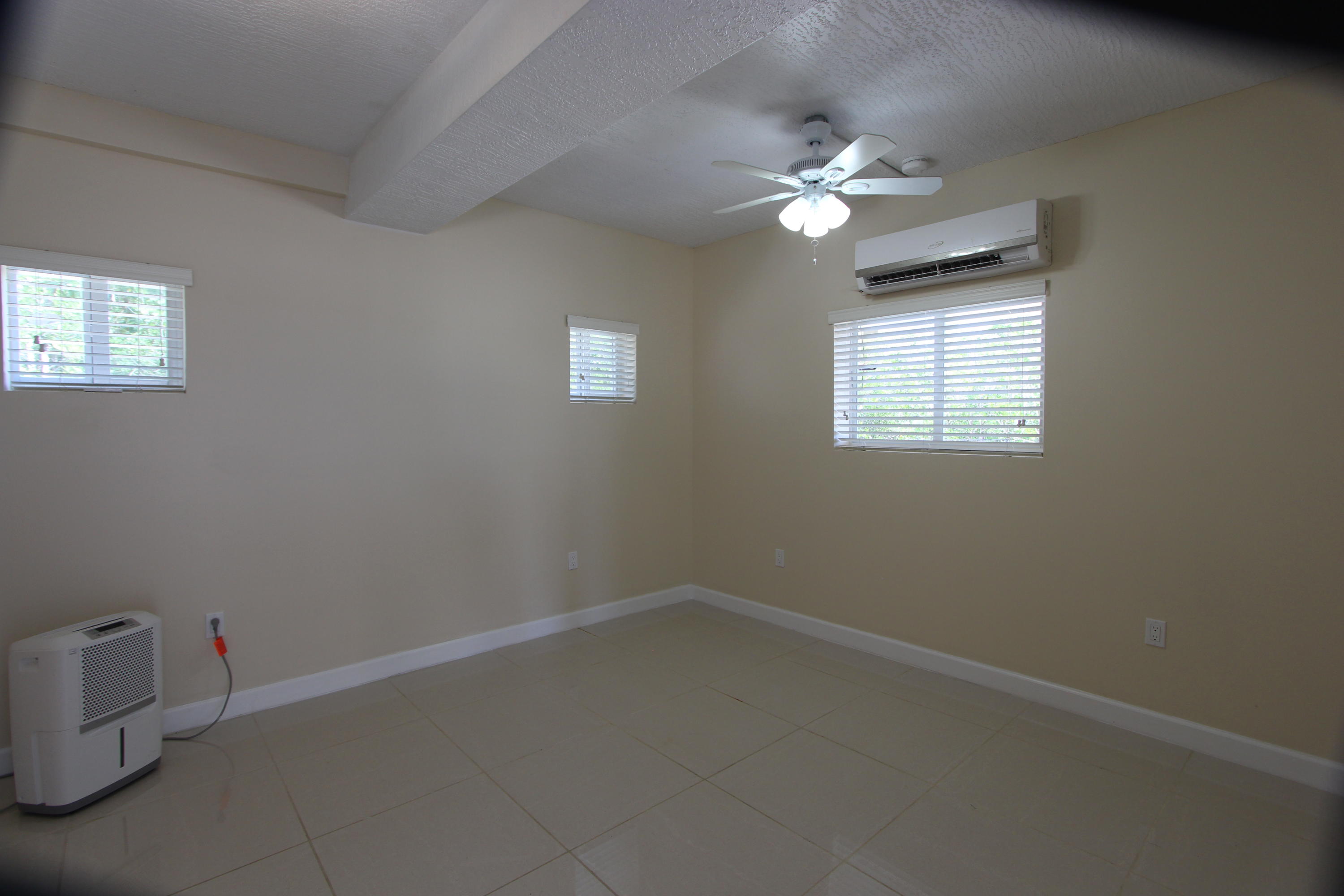 130 La Paloma Road Key Largo, FL 33037 - Photo 19 of 29 Downstairs