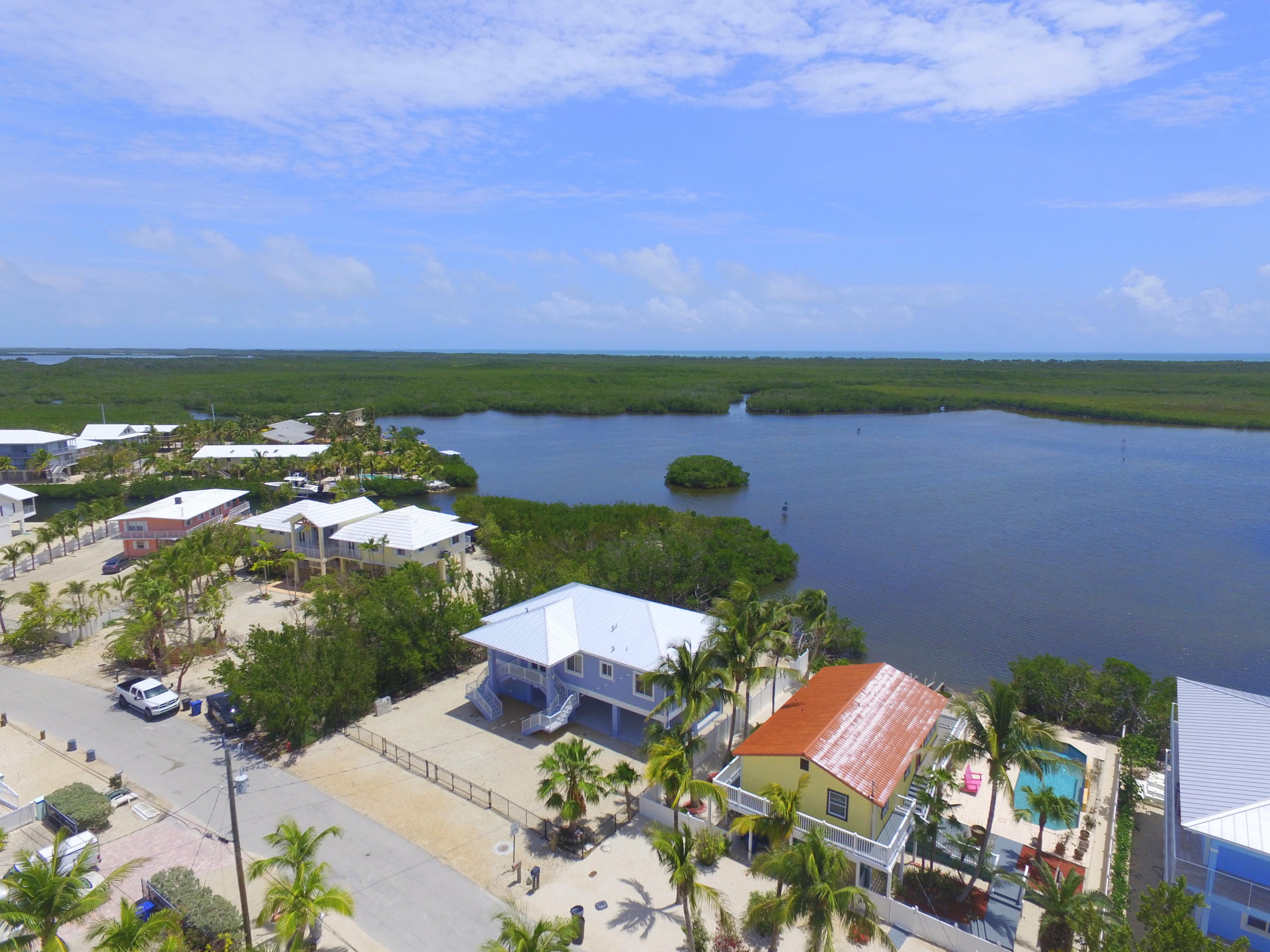 130 La Paloma Road Key Largo, FL 33037 - Photo 27 of 29 Right aerial