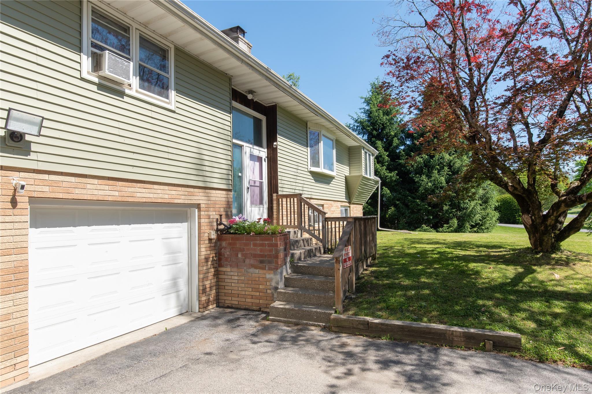 10 Millbank Road Poughkeepsie, NY 12603 - Photo 4 of 32