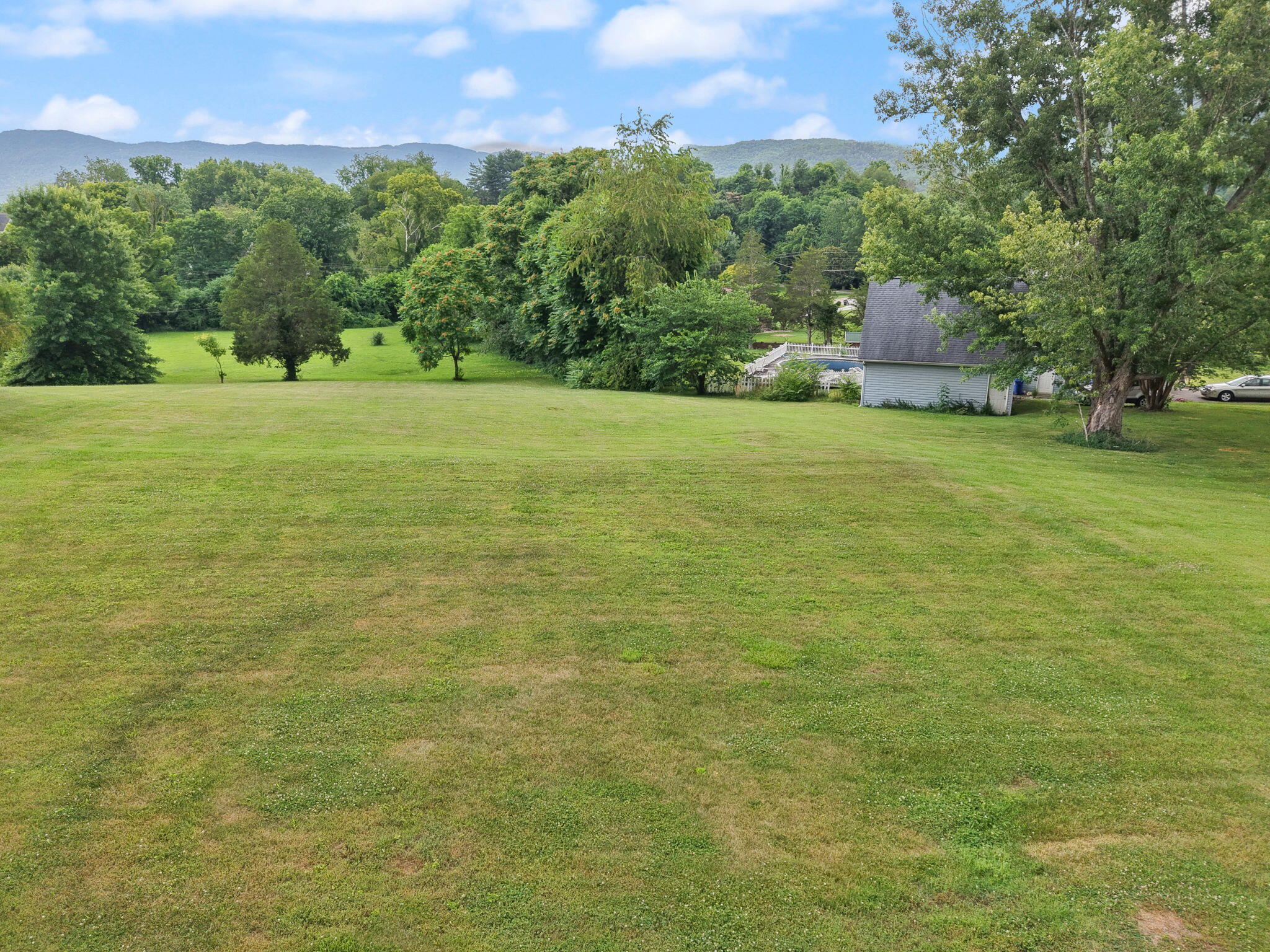 314 Springfield Lane Jacksboro, TN 37757 - Photo 30 of 33 121-web-or-mls-DJI_20260622121947_0090_D
