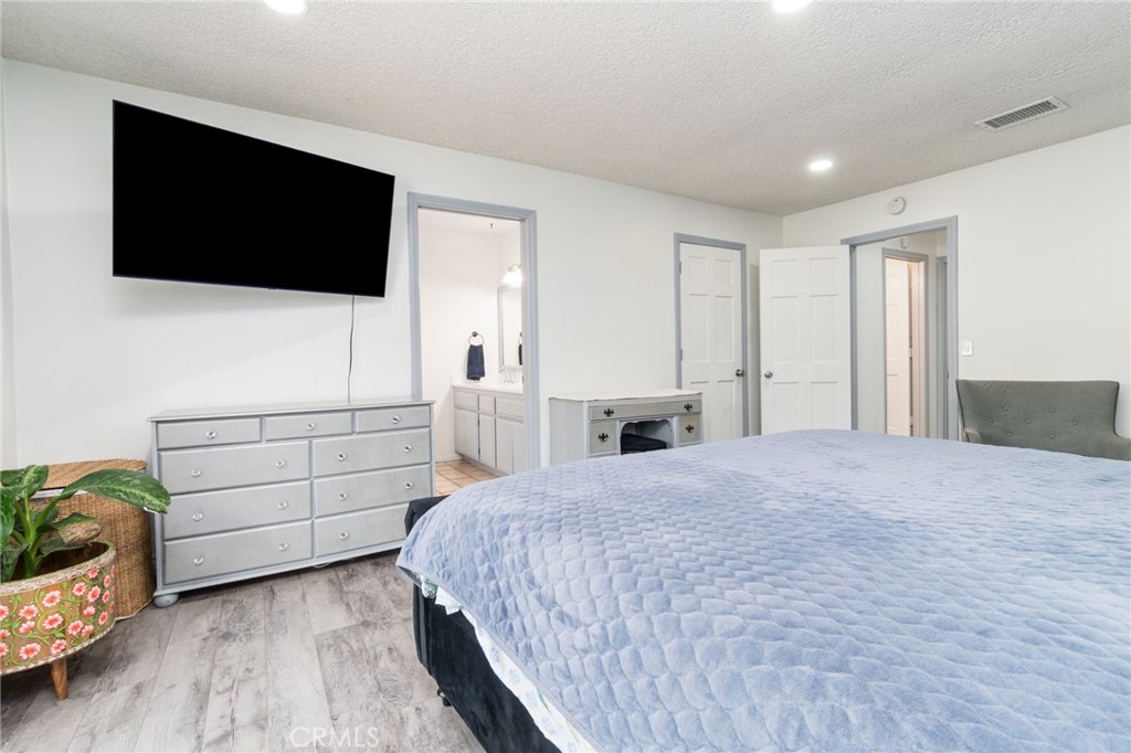 682 West Cheshire Street Rialto, CA 92377 - Photo 9 of 18 Master bedroom, walk in closet.
