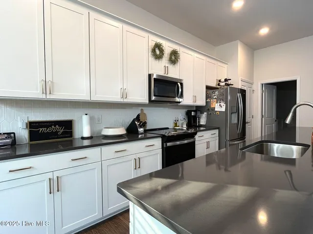 $2,700 | 742 Carnegie Court, Aberdeen, NC 28315