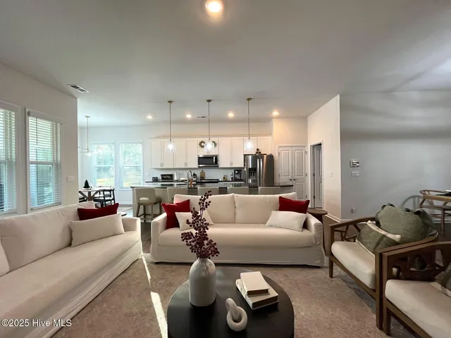 $2,700 | 742 Carnegie Court, Aberdeen, NC 28315