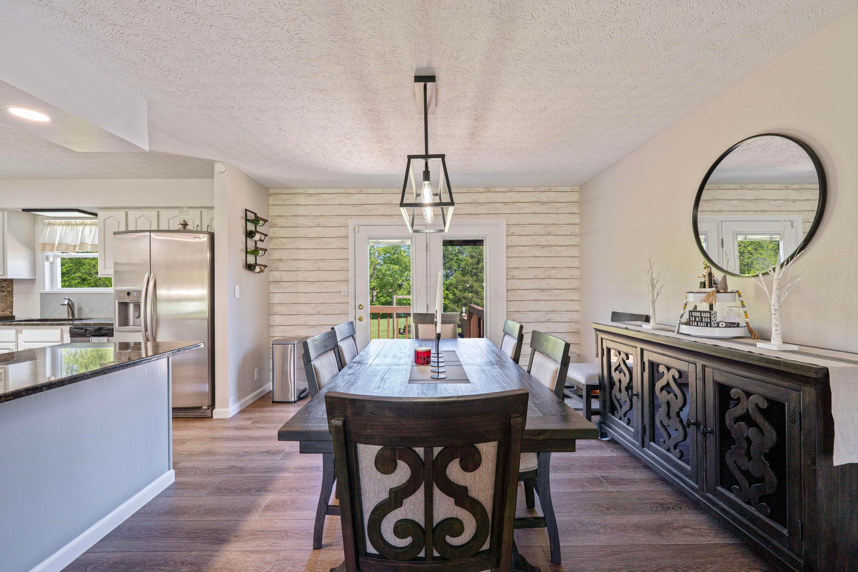 7684 Stout Road Circleville, OH 43113 - Photo 14 of 49 dining