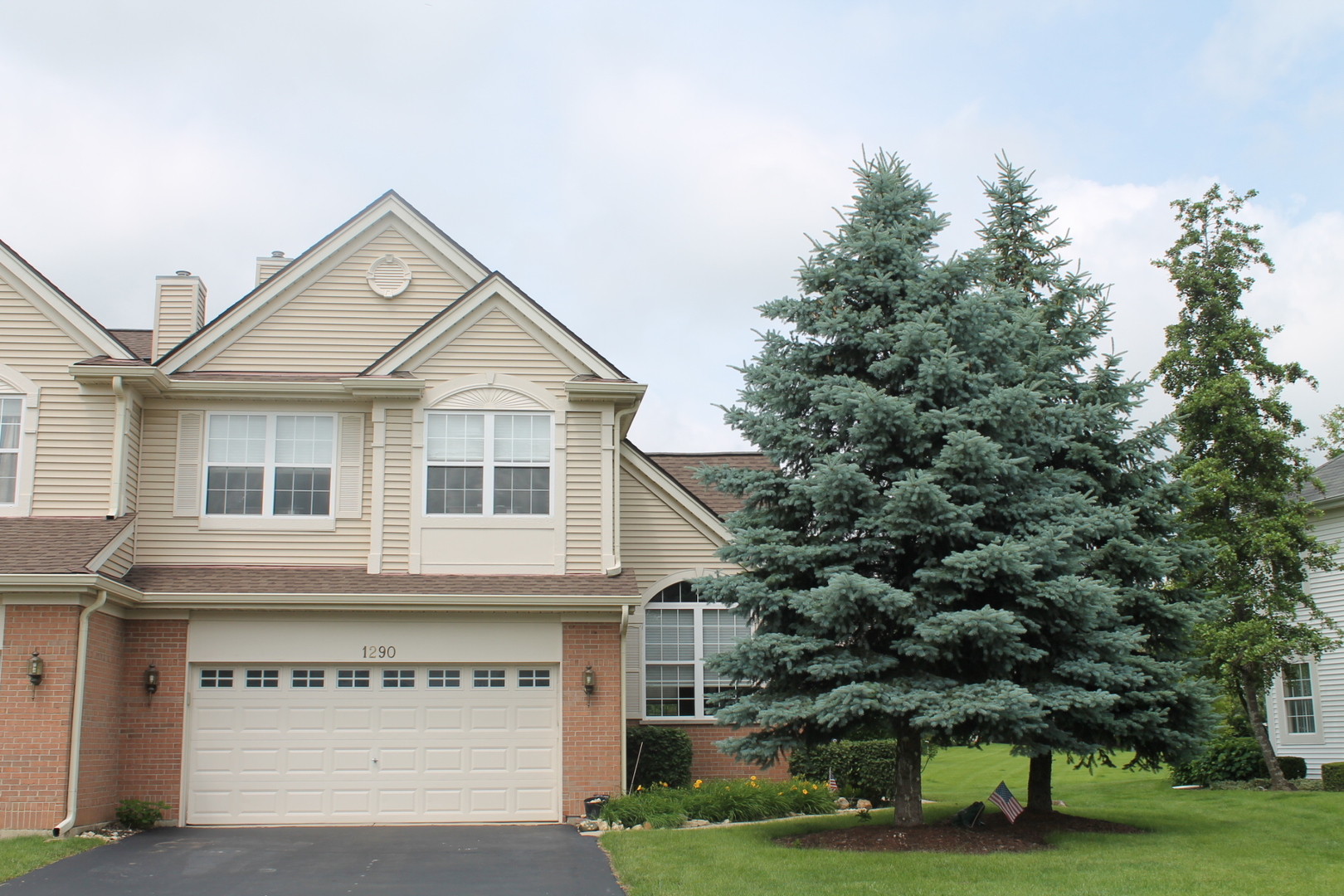 1290 Timberline Drive Bartlett, IL 60103 - Photo 1 of 30