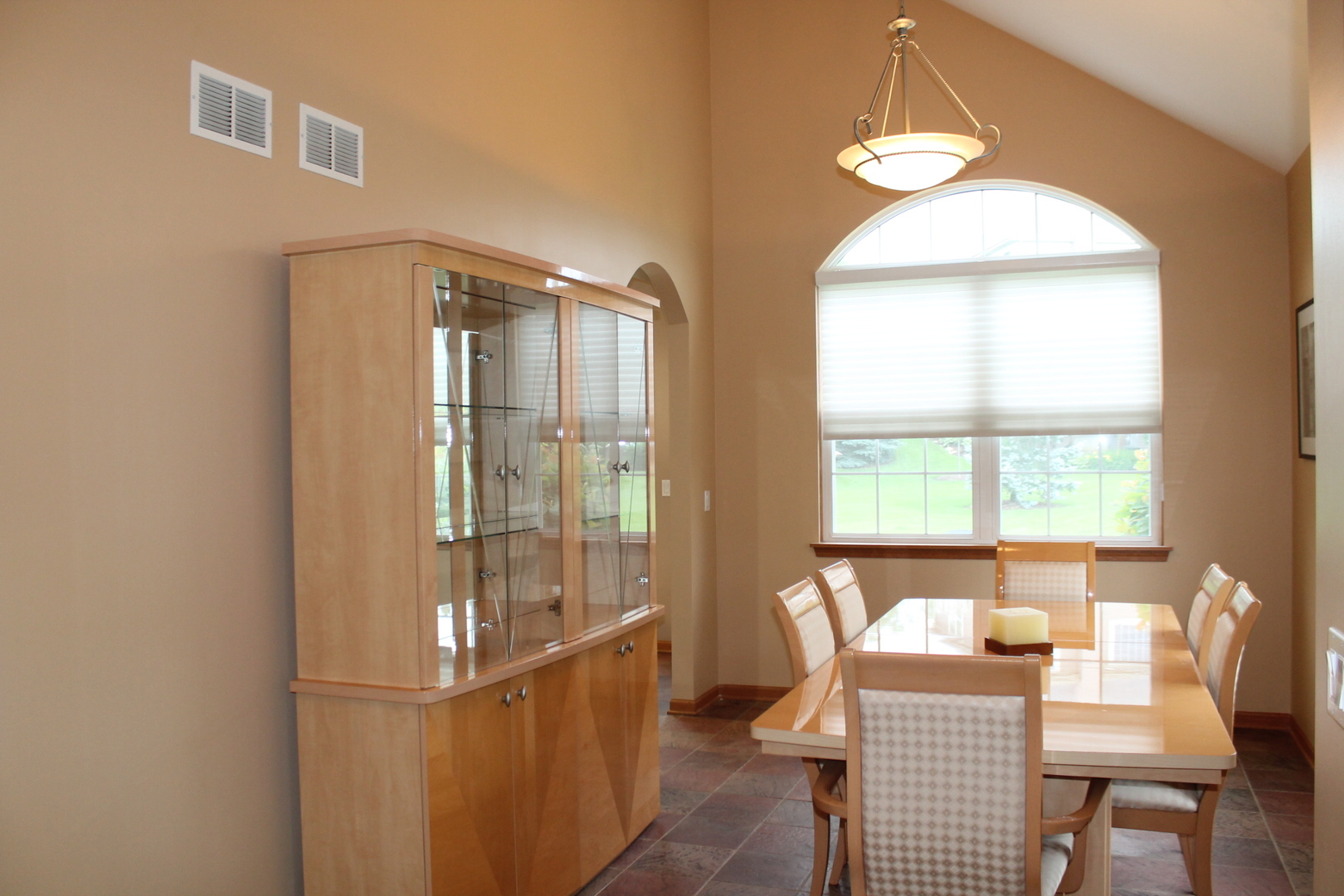 1290 Timberline Drive Bartlett, IL 60103 - Photo 6 of 30