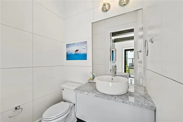 $1,075,000 | 2528 Appleden Place Northeast, Brookhaven, GA 30319