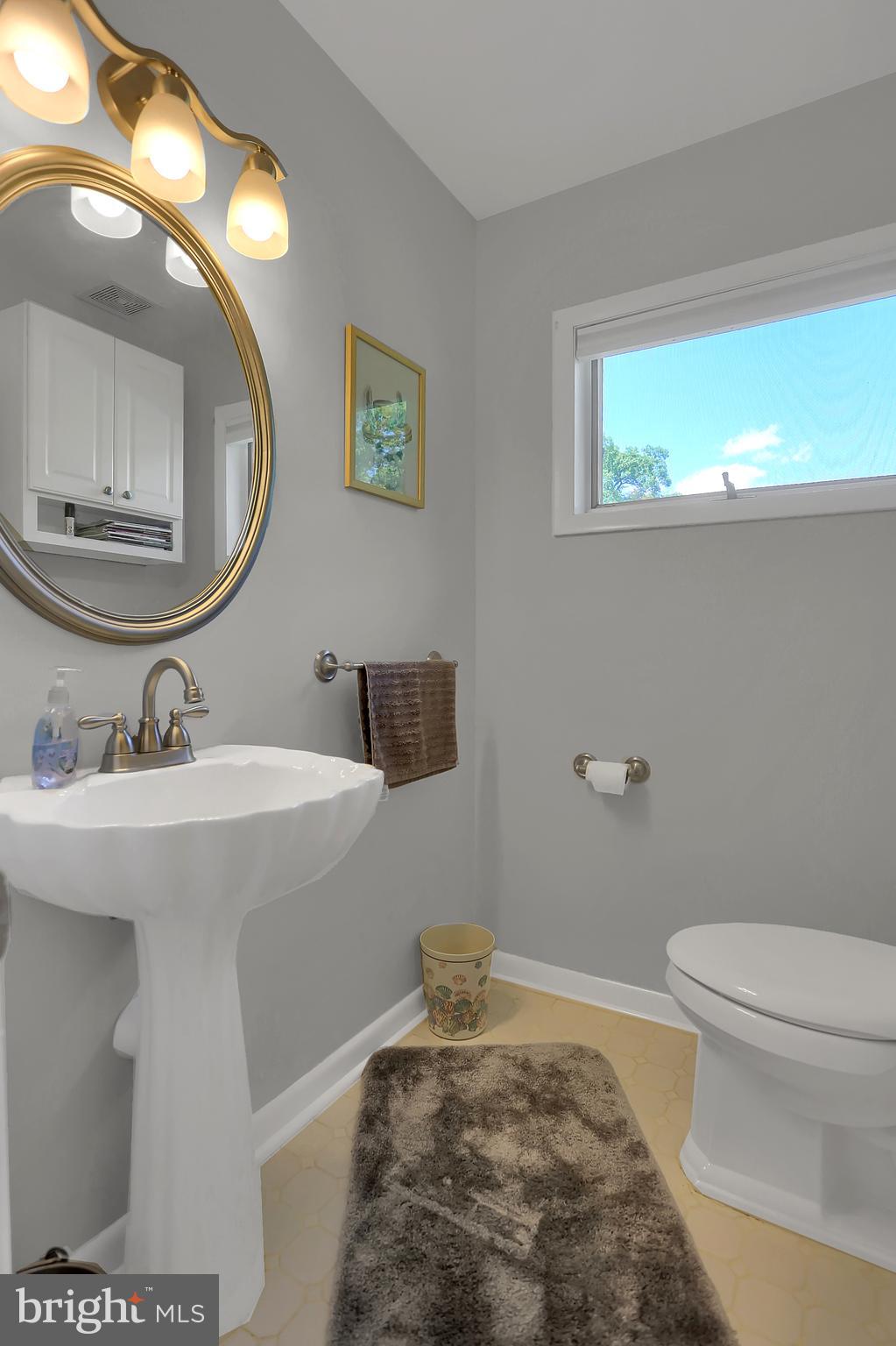 810 Upland Road York, PA 17403 - Photo 25 of 59