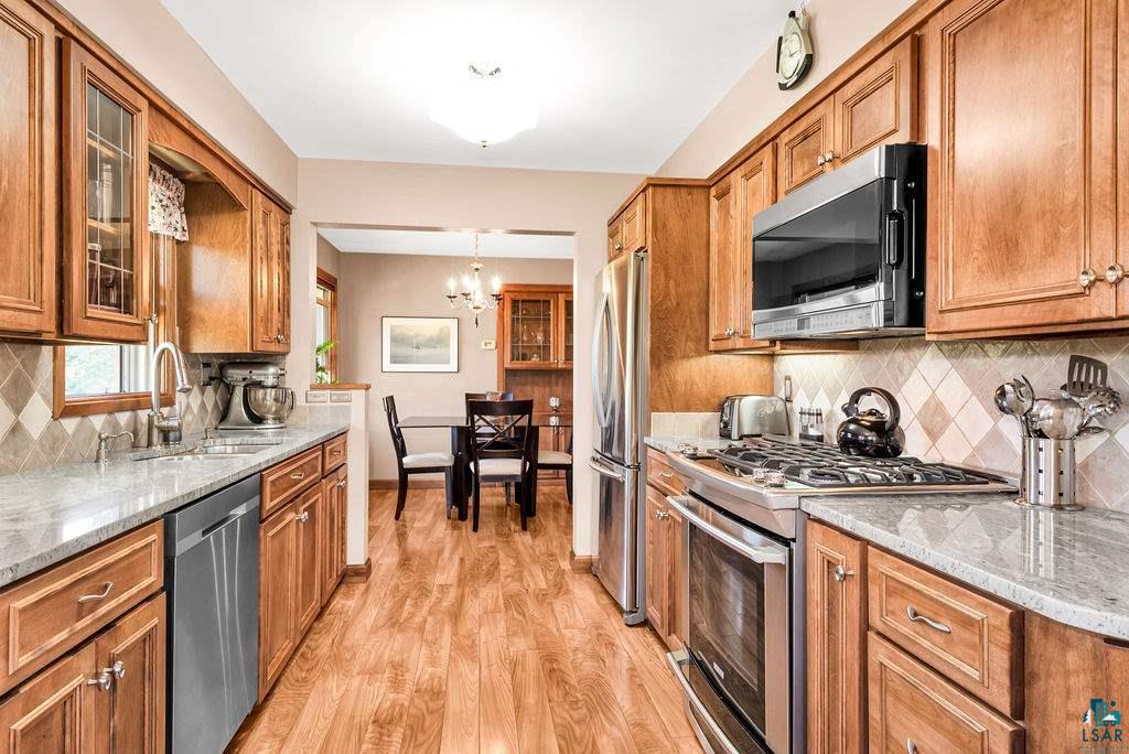 211 Maple Grove Road Duluth, MN 55811 - Photo 6 of 41 Gallery Image 6