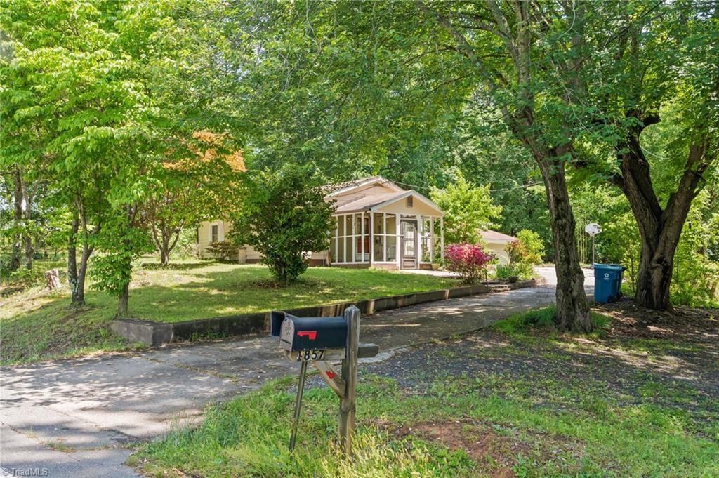 1857 Scalesville Road Summerfield, NC 27358 - Photo 3 of 31 Gallery Image 3