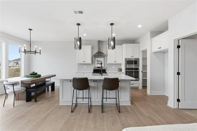 $449,500 | 16729 Pinehurst Drive, Basehor, KS 66007