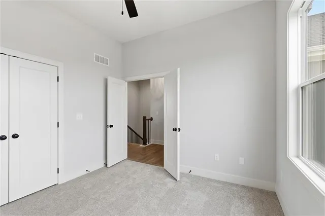 $449,500 | 16729 Pinehurst Drive, Basehor, KS 66007