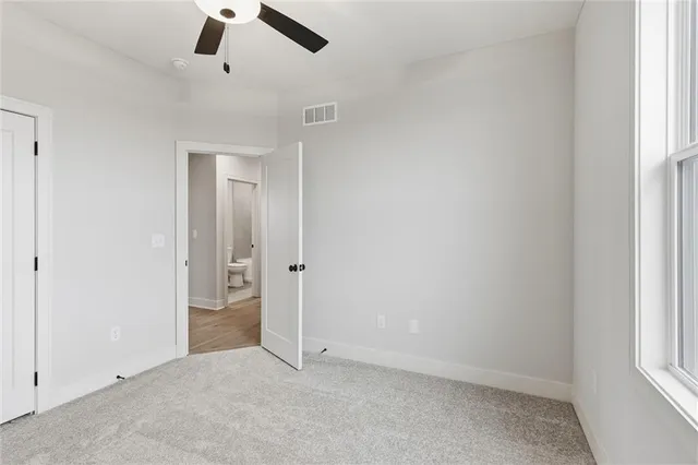 $449,500 | 16729 Pinehurst Drive, Basehor, KS 66007