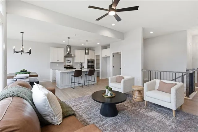 $449,500 | 16729 Pinehurst Drive, Basehor, KS 66007