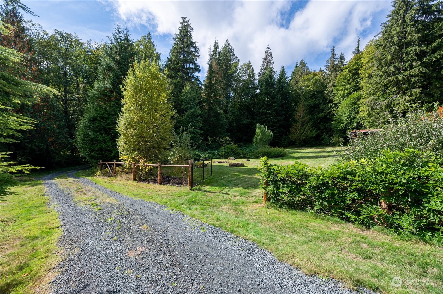 456 Manley Road Bellingham, WA 98229 - Photo 32 of 39 Gallery Image 32
