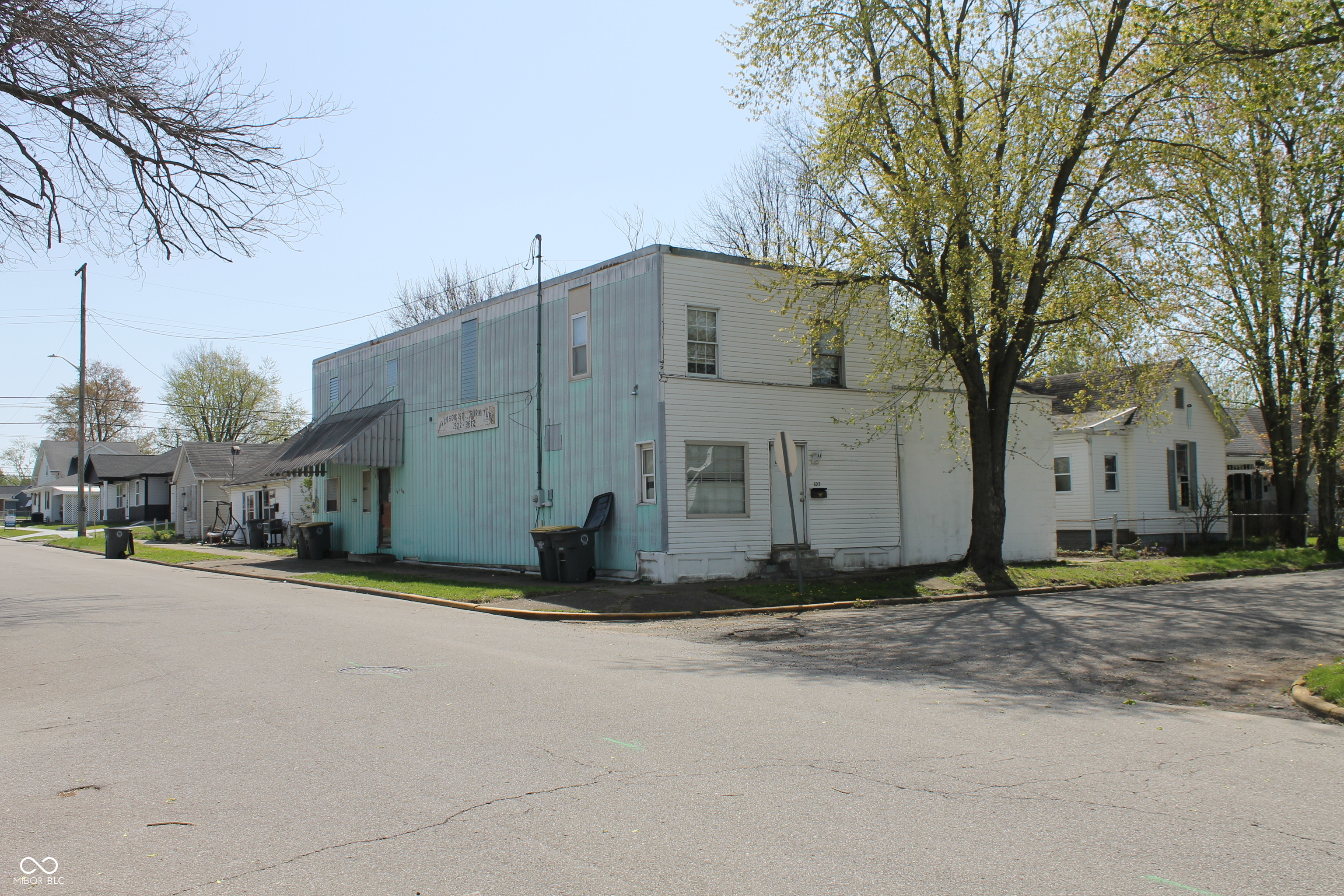 517 Jackson Street Seymour, IN 47274 - Photo 4 of 8