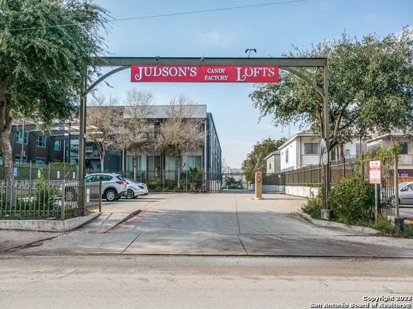 $335,000 | 831 South Flores Street, Unit 2212, San Antonio, TX 78204