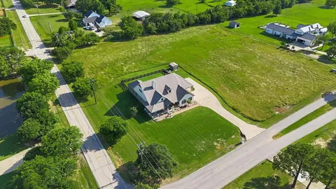 $1,400,000 | 800 Stonewood Boulevard, Bartonville, TX 76226