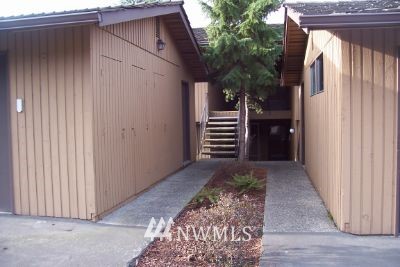 1511 Eagle Ridge Drive South, Unit F1 Renton, WA 98055 - Photo 1 of 1