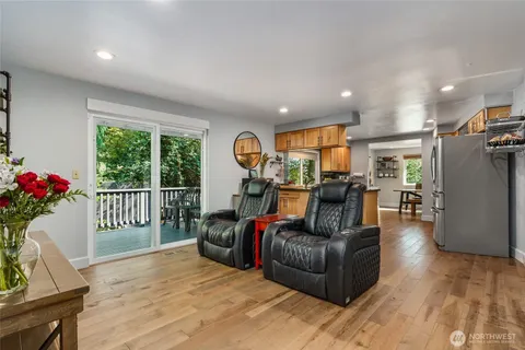 $875,000 | 10414 Southwest 110th Street, Vashon, WA 98070