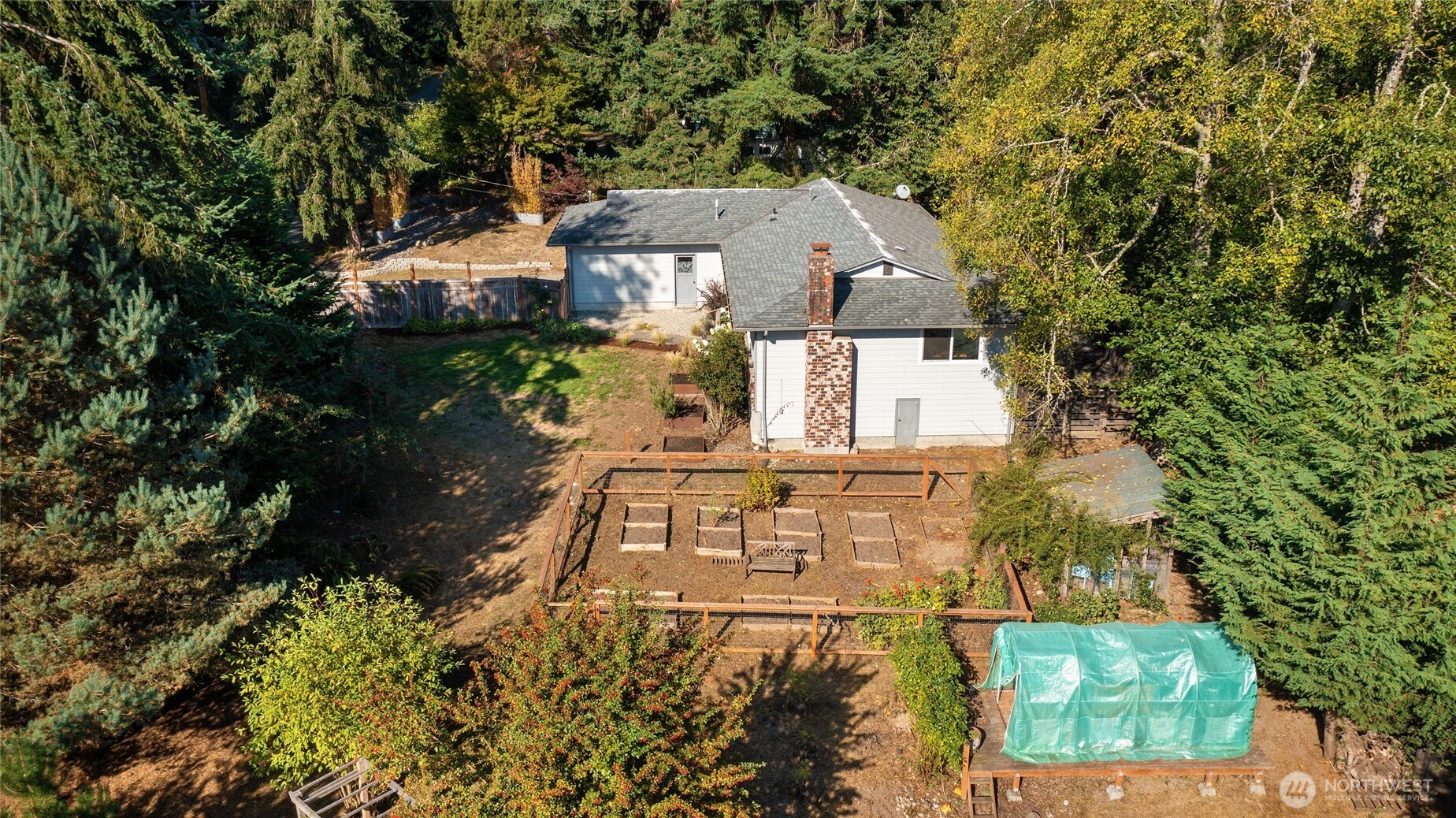 10414 Southwest 110th Street Vashon, WA 98070 - Photo 2 of 37