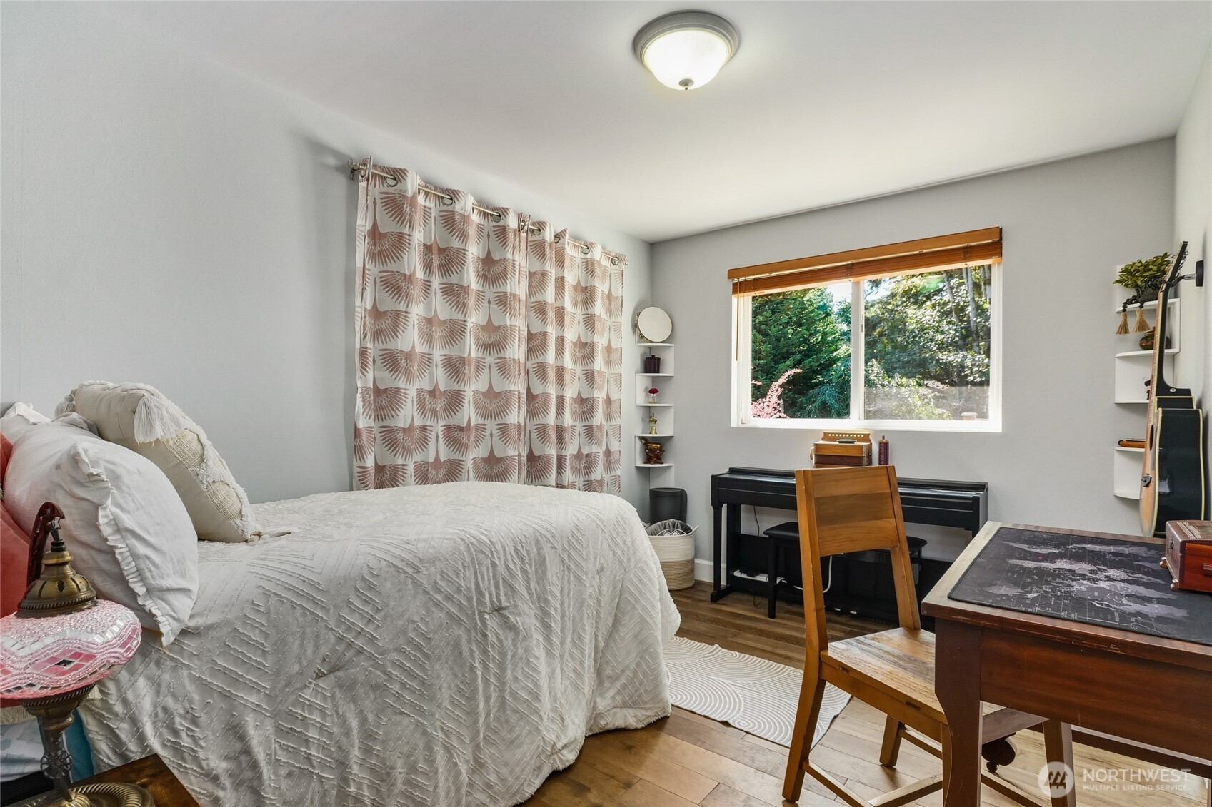 10414 Southwest 110th Street Vashon, WA 98070 - Photo 21 of 37