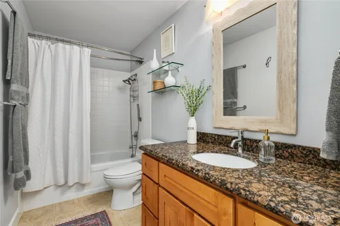 $875,000 | 10414 Southwest 110th Street, Vashon, WA 98070