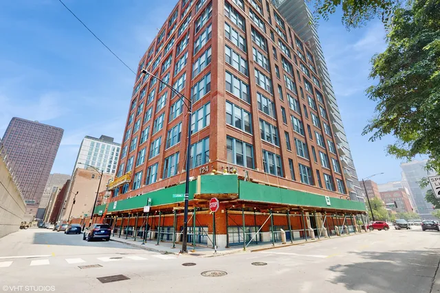 $270,000 | 124 West Polk Street, Unit 101, Chicago, IL 60605