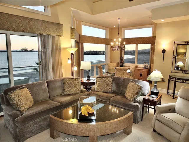 $2,599,999 | 1700 Bluff Place, Unit 1, Long Beach, CA 90802