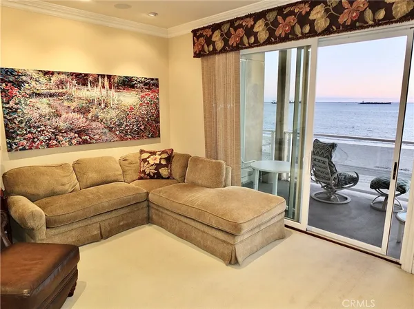 $2,350,000 | 1700 Bluff Place, Unit 1, Long Beach, CA 90802