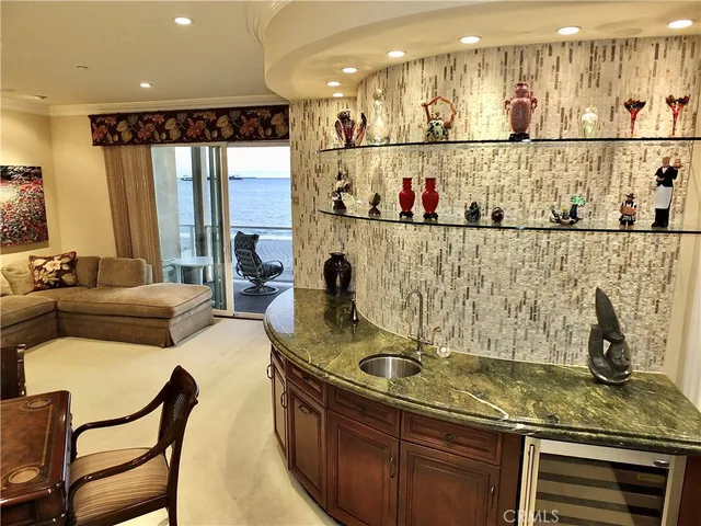 $2,599,999 | 1700 Bluff Place, Unit 1, Long Beach, CA 90802