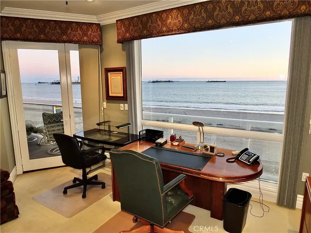 $2,599,999 | 1700 Bluff Place, Unit 1, Long Beach, CA 90802