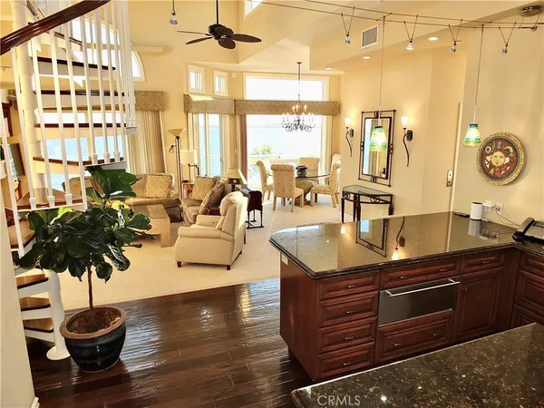 $2,350,000 | 1700 Bluff Place, Unit 1, Long Beach, CA 90802