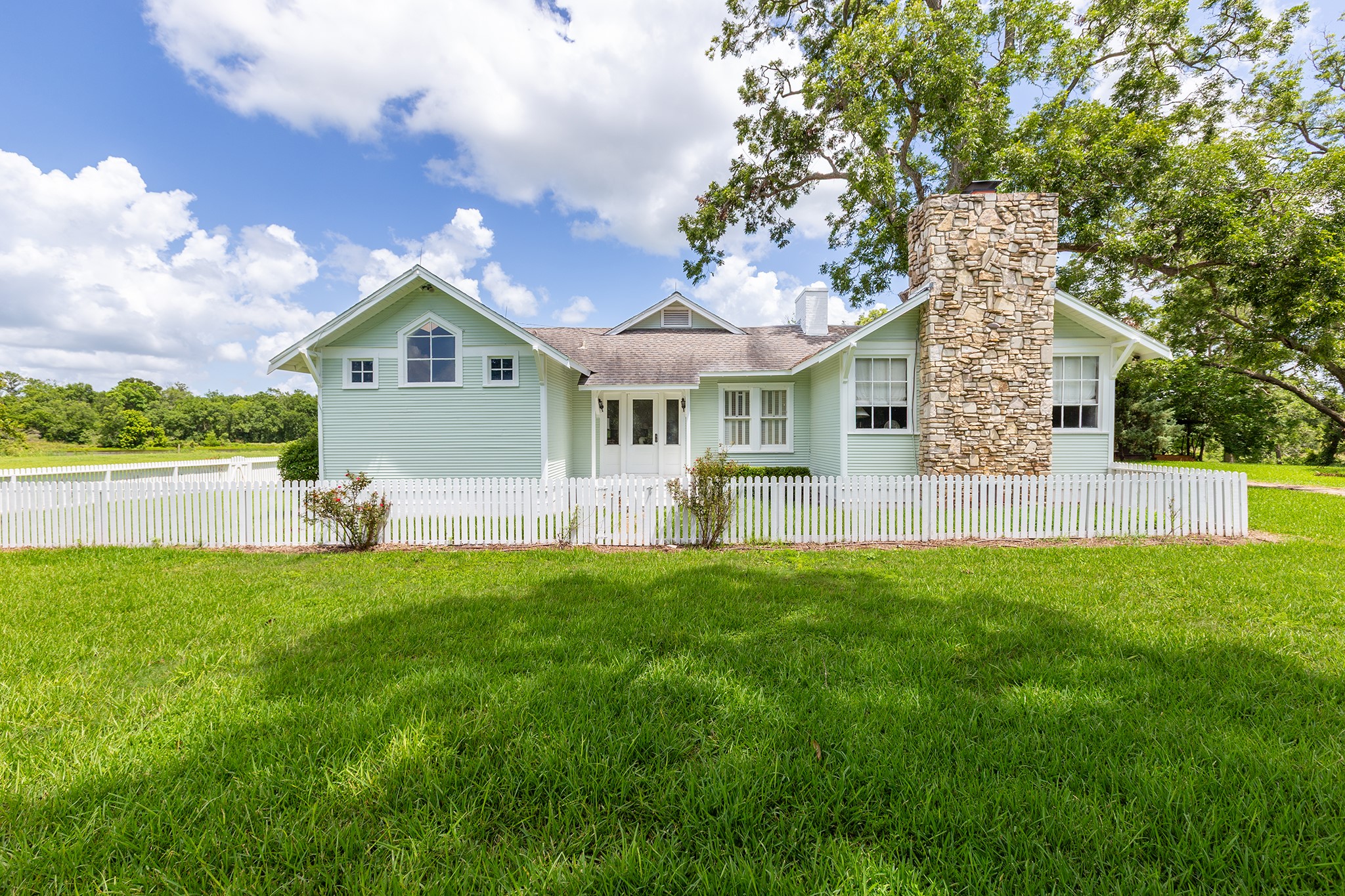 2908 Robichaux Road Pattison, TX 77423 - Photo 40 of 50 a front view of a house with a yard