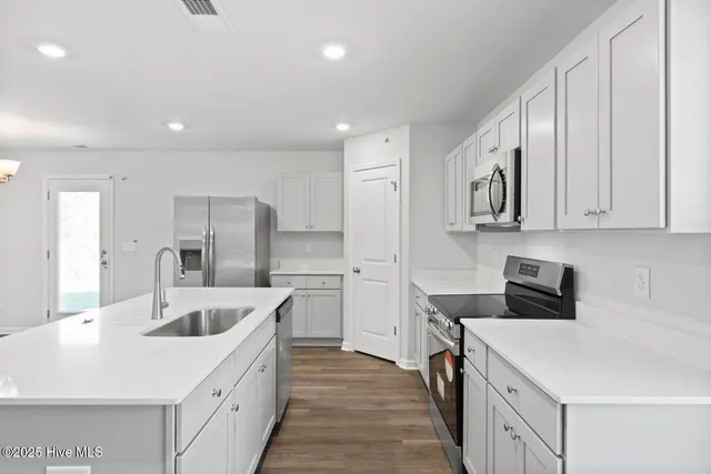 $353,490 | 3087 Cape Point Ln Lane Southwest, Supply, NC 28462