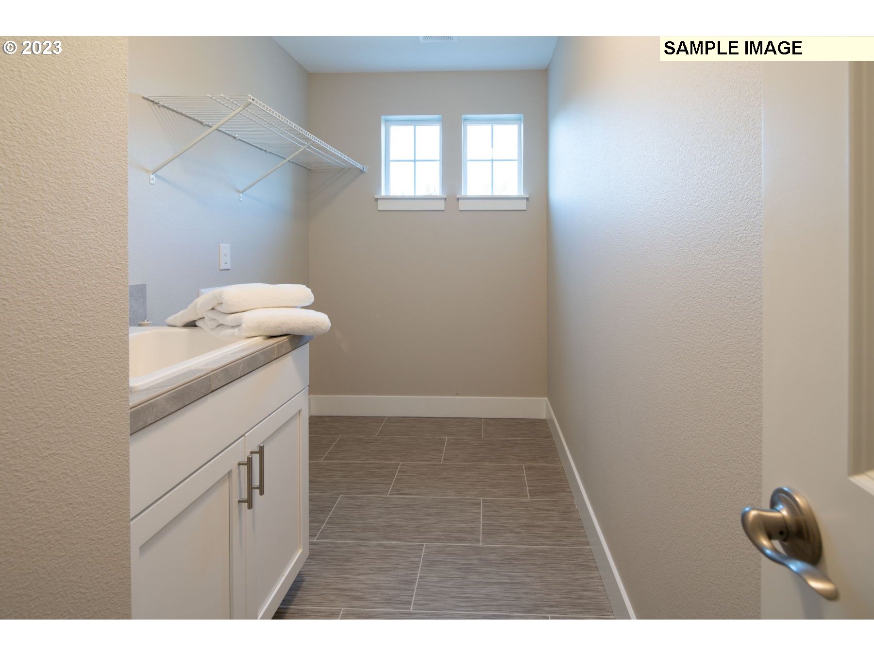 2052 South River Road Kelso, WA 98626 - Photo 18 of 20 Gallery Image 18