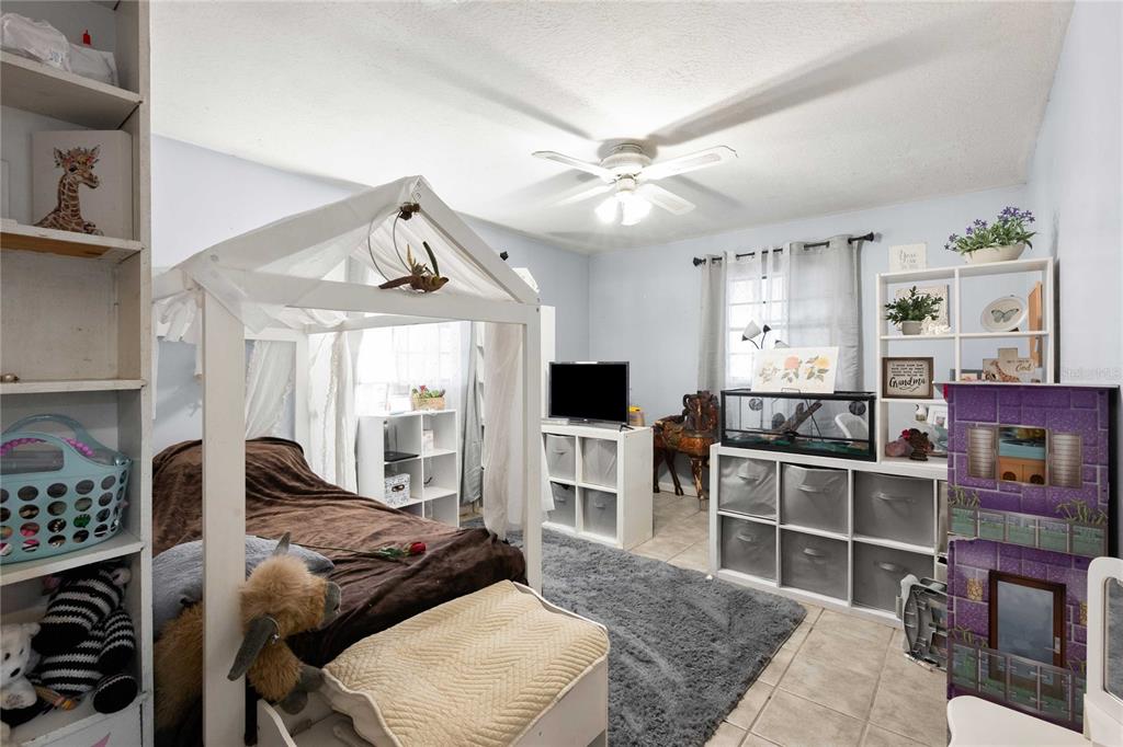 12237 County Road 727 Webster, FL 33597 - Photo 8 of 38