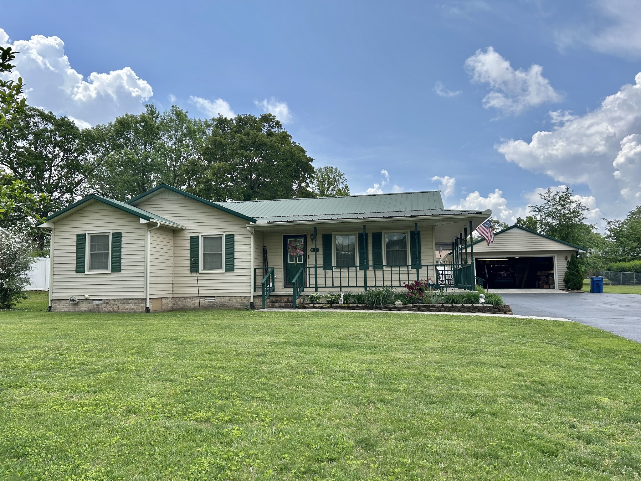 1306 McMahan Street Manchester, TN 37355 - Photo 6 of 48