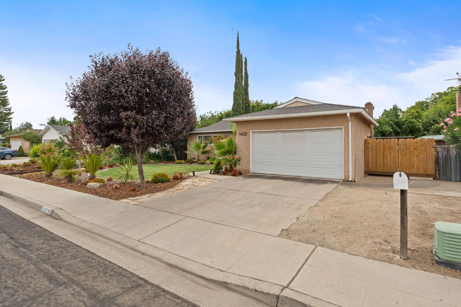 1422 Rall Avenue Clovis, CA 93611 - Photo 32 of 34