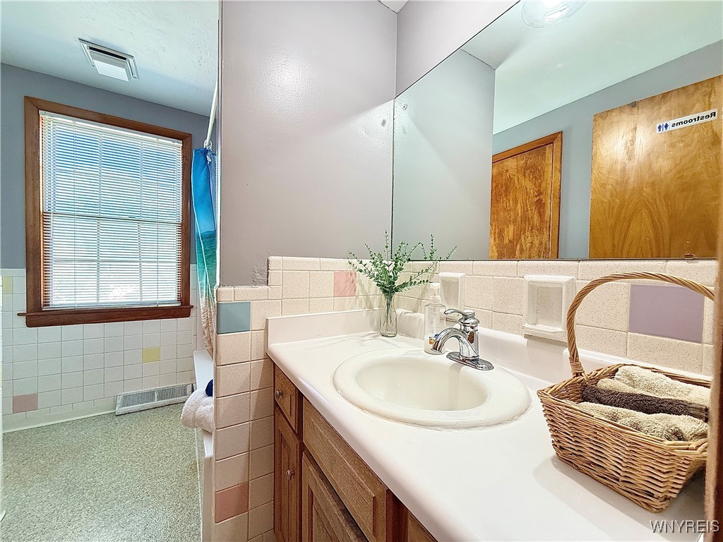 48 Springfield Avenue Tonawanda, NY 14150 - Photo 22 of 34