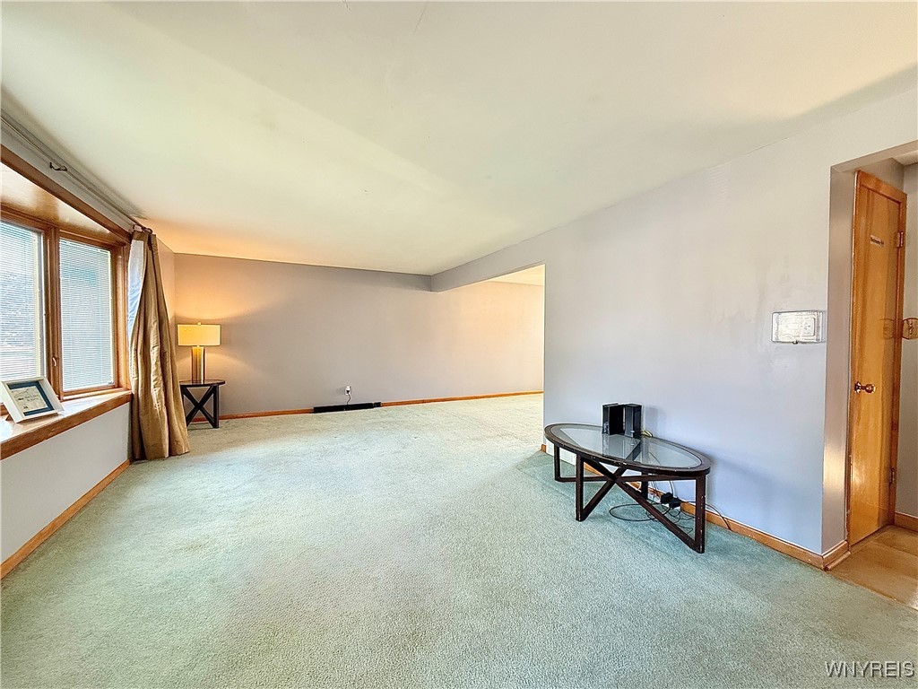 48 Springfield Avenue Tonawanda, NY 14150 - Photo 3 of 34