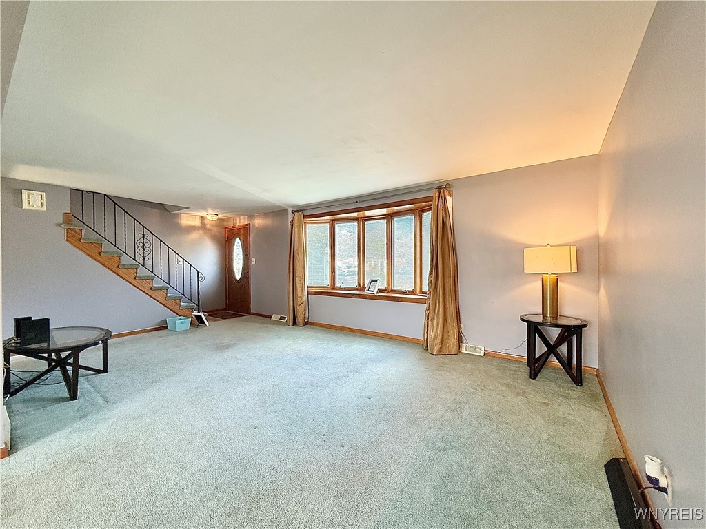 48 Springfield Avenue Tonawanda, NY 14150 - Photo 5 of 34